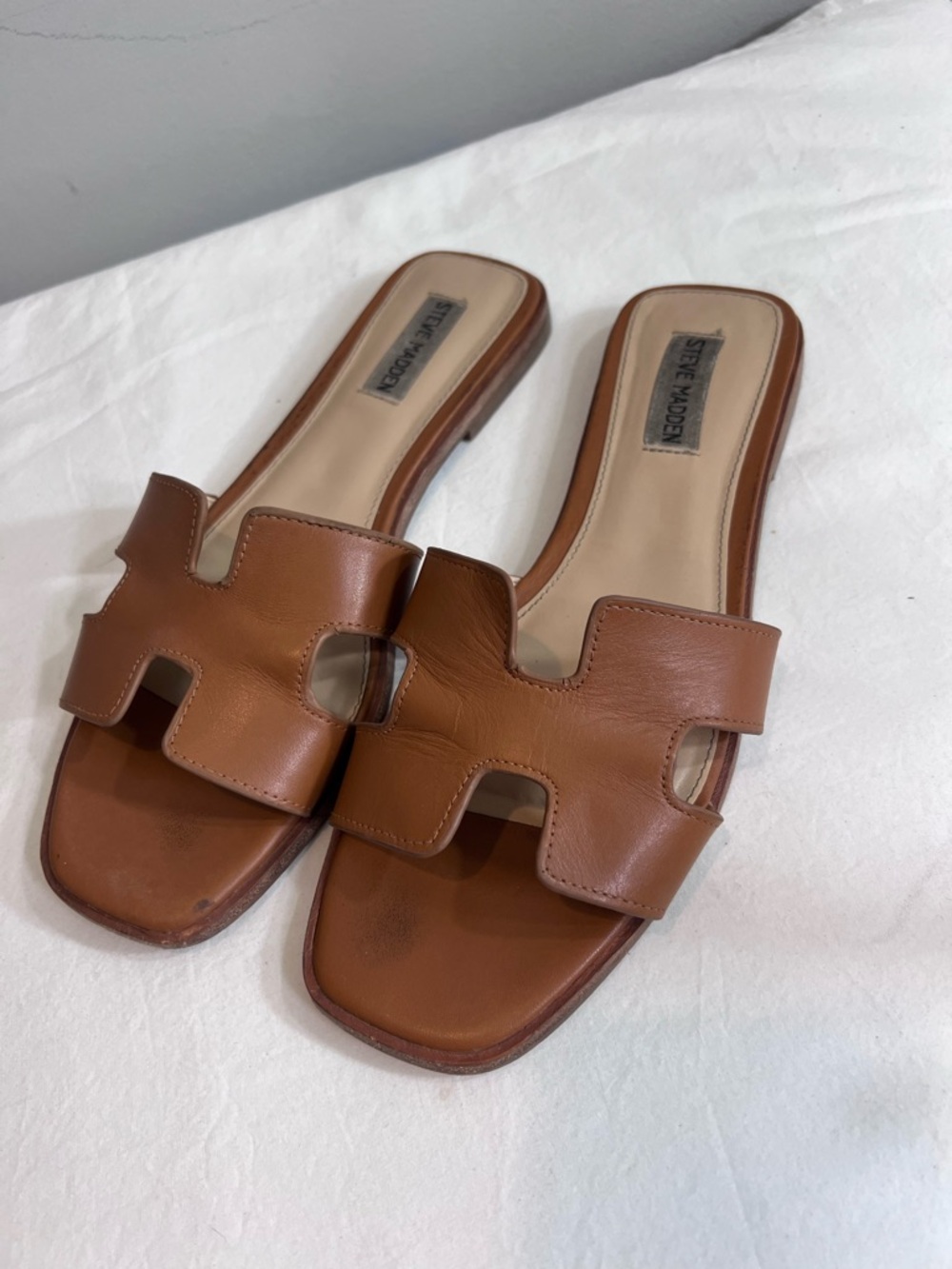 Steve Madden cognac leather Hayden H slide sandals size 10